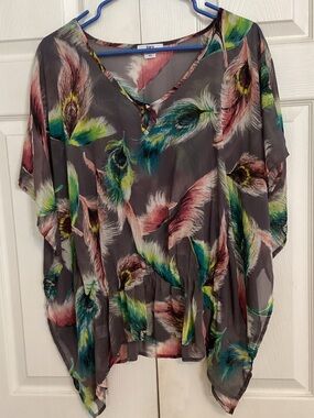 Bar III Gray Tunic with Multicolor Feather Motif